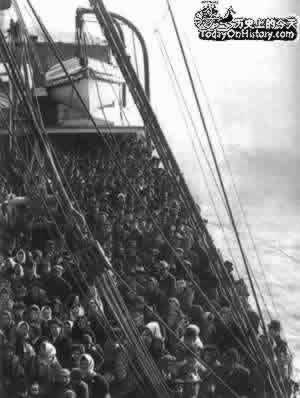 本世纪最初的十年,移民潮水般地涌入美国