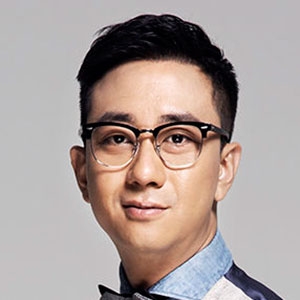 王自健的英文名