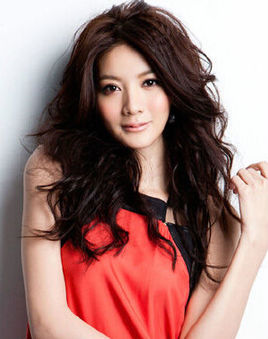 吴亚馨的英文名