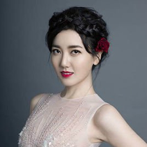 胡影怡的英文名