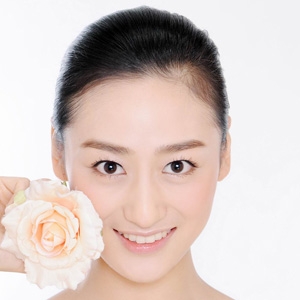 康铭桐的英文名