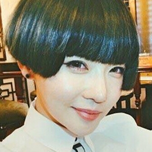 徐珊珊，徐粲金的英文名